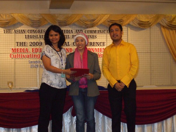 Walter Huyo Yudelmo (right)